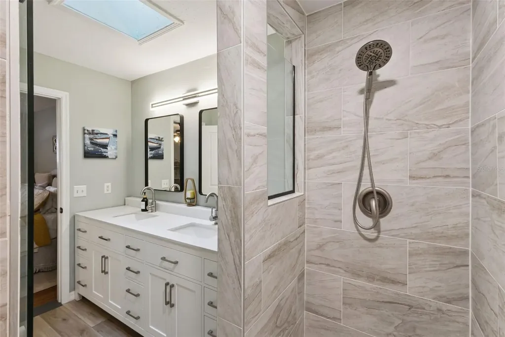 27627 Lois Drive Tavares FL 32778