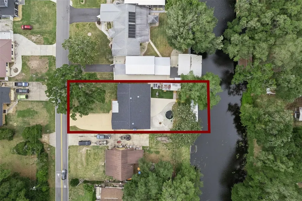 27627 Lois Drive Tavares FL 32778