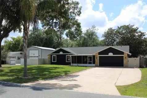 27627 Lois Drive Tavares FL 32778
