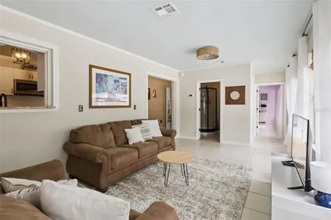27627 Lois Drive Tavares FL 32778