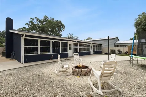 27627 Lois Drive Tavares FL 32778