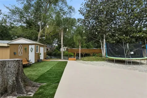 27627 Lois Drive Tavares FL 32778