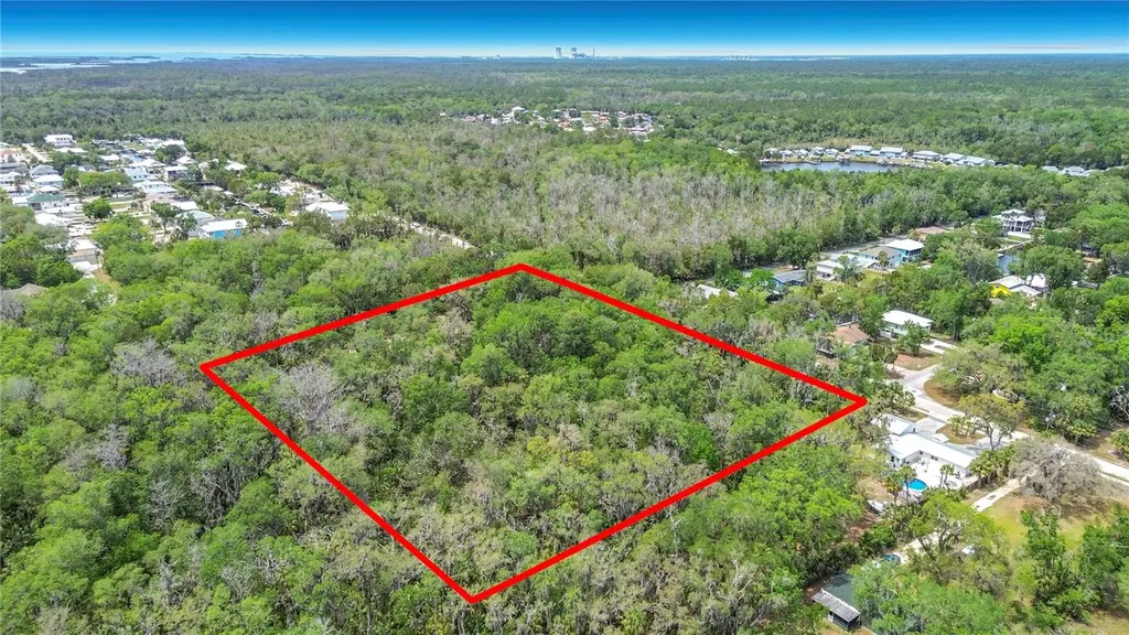 1670 NW 19th Street Crystal River FL 34428