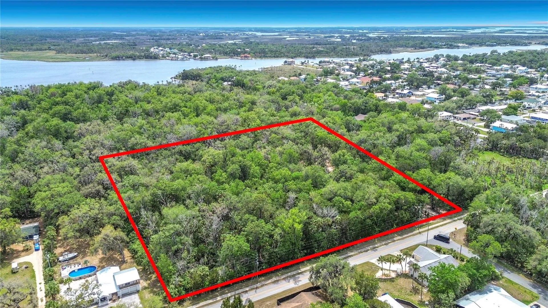 1670 NW 19th Street Crystal River FL 34428