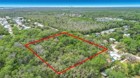 1670 NW 19th Street Crystal River FL 34428