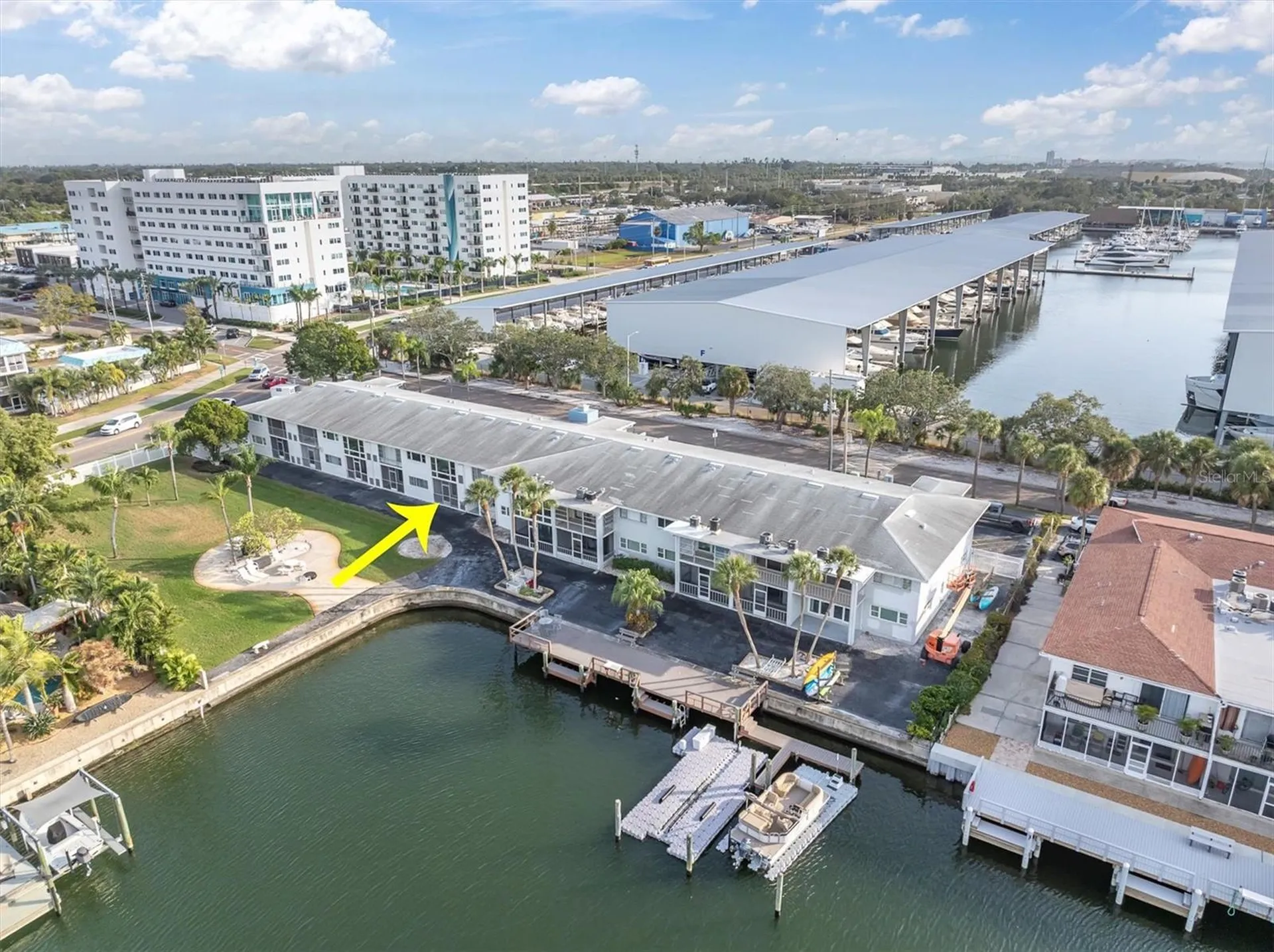 3717 46th Avenue S St Petersburg FL 33711