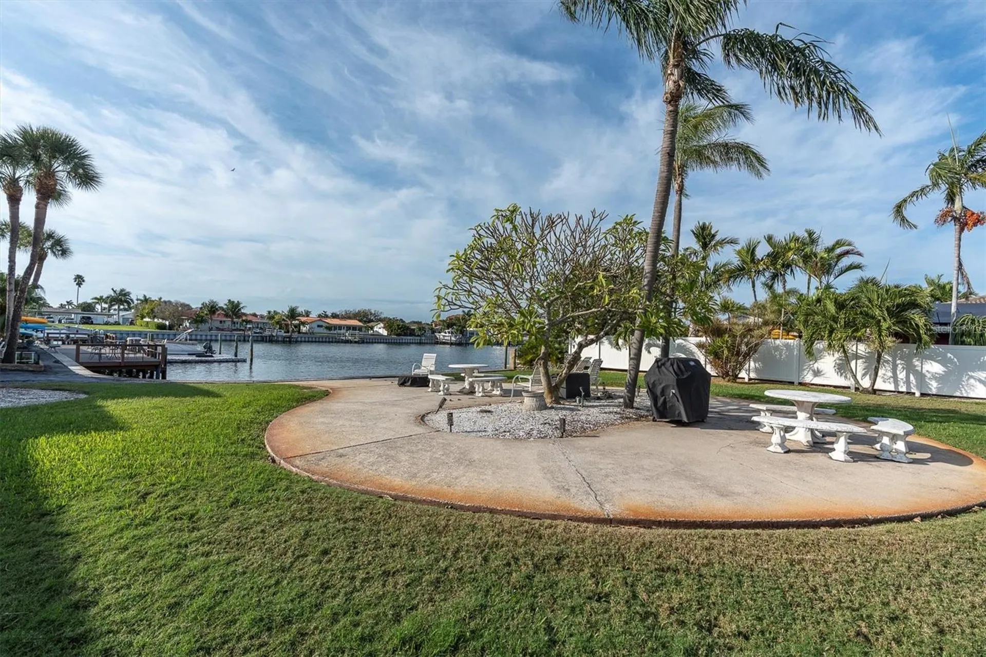 3717 46th Avenue S St Petersburg FL 33711