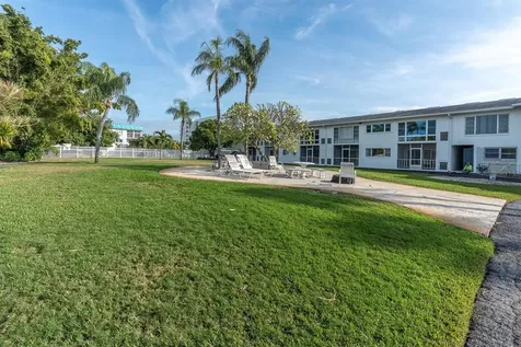 3717 46th Avenue S St Petersburg FL 33711