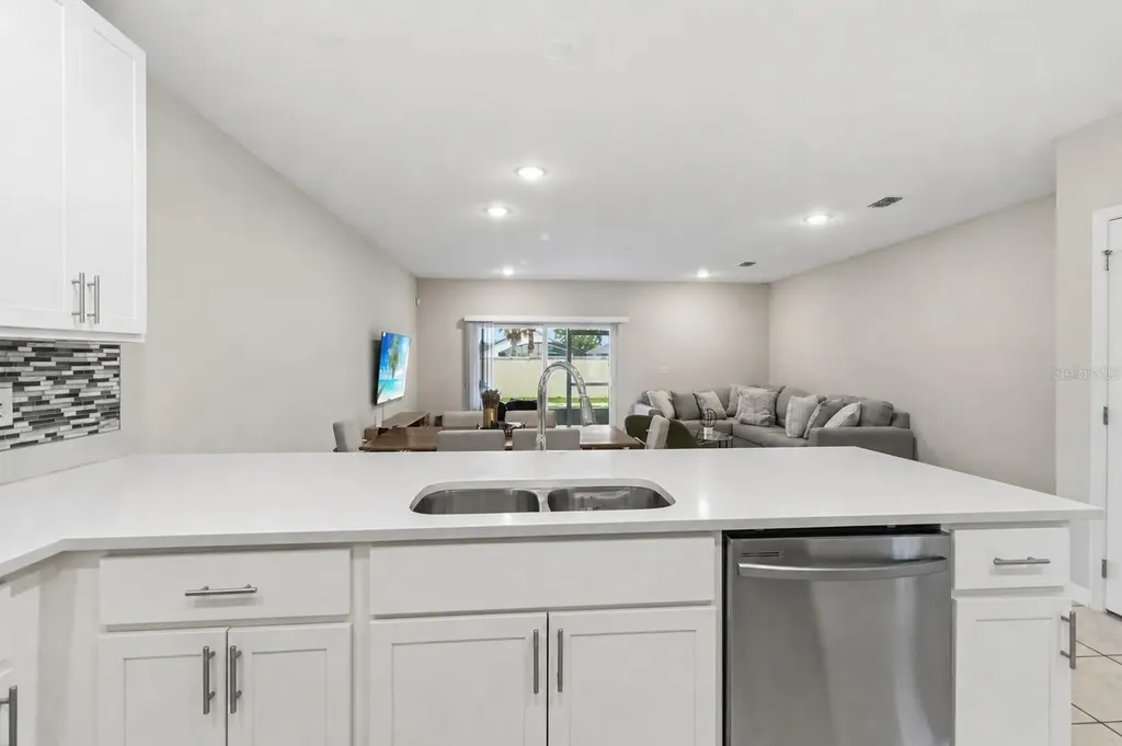 4729 Coral Castle Drive Kissimmee FL 34746