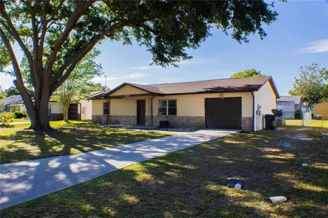 424 Cart Court Poinciana FL 34759