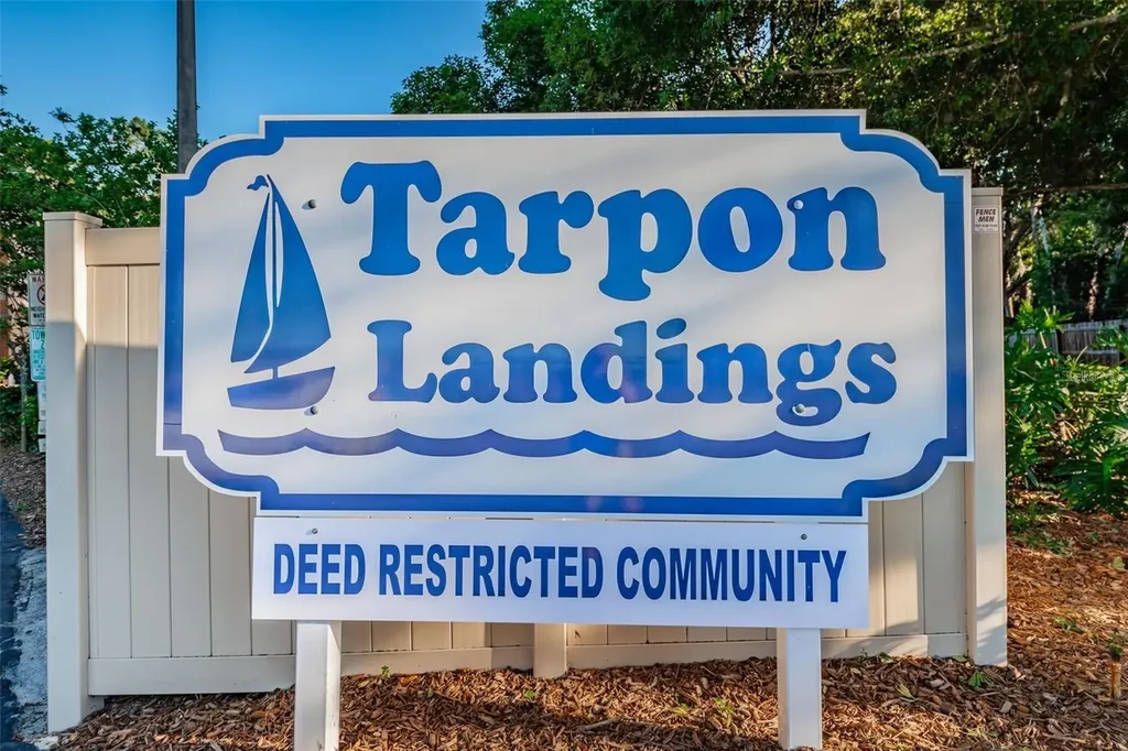2158 Tarpon Landings Drive Tarpon Springs FL 34688