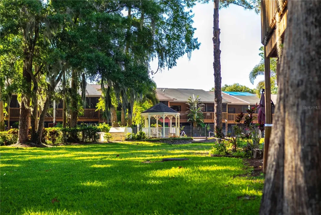 2158 Tarpon Landings Drive Tarpon Springs FL 34688