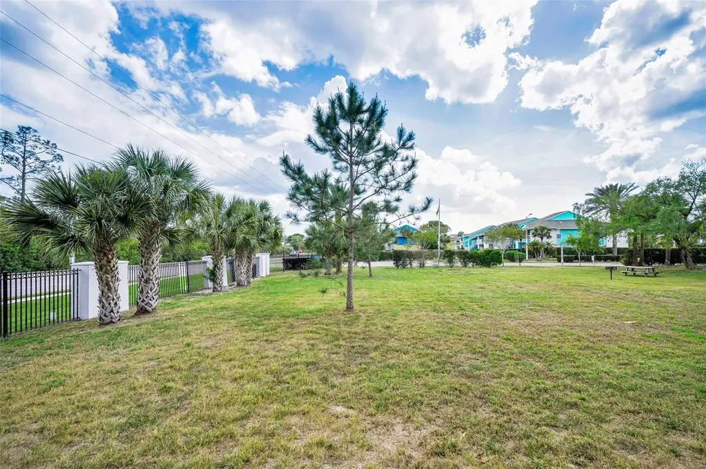 455 Alt 19 S Palm Harbor FL 34683