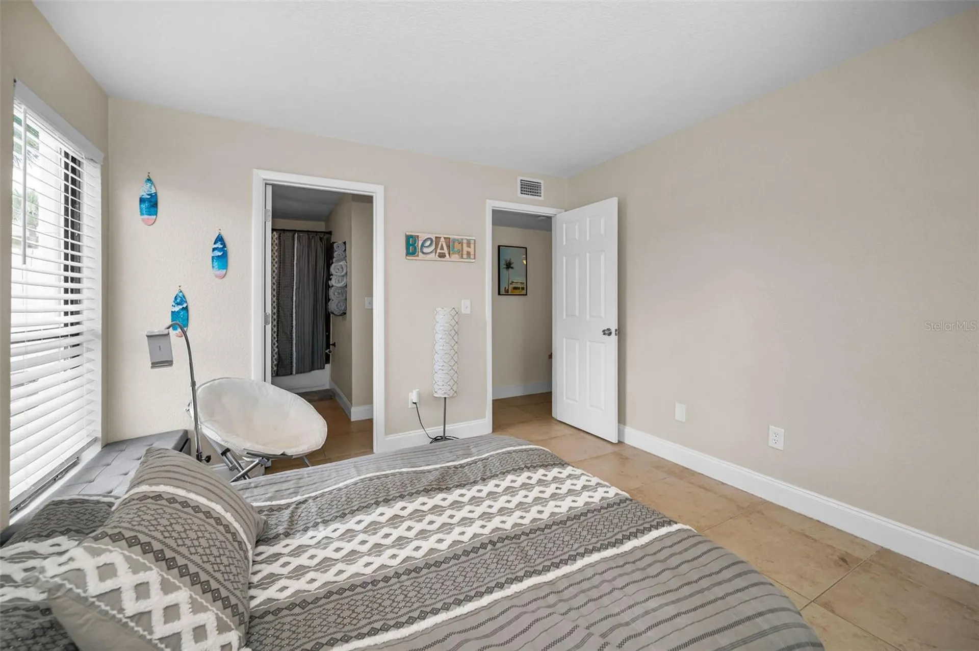 455 Alt 19 S Palm Harbor FL 34683