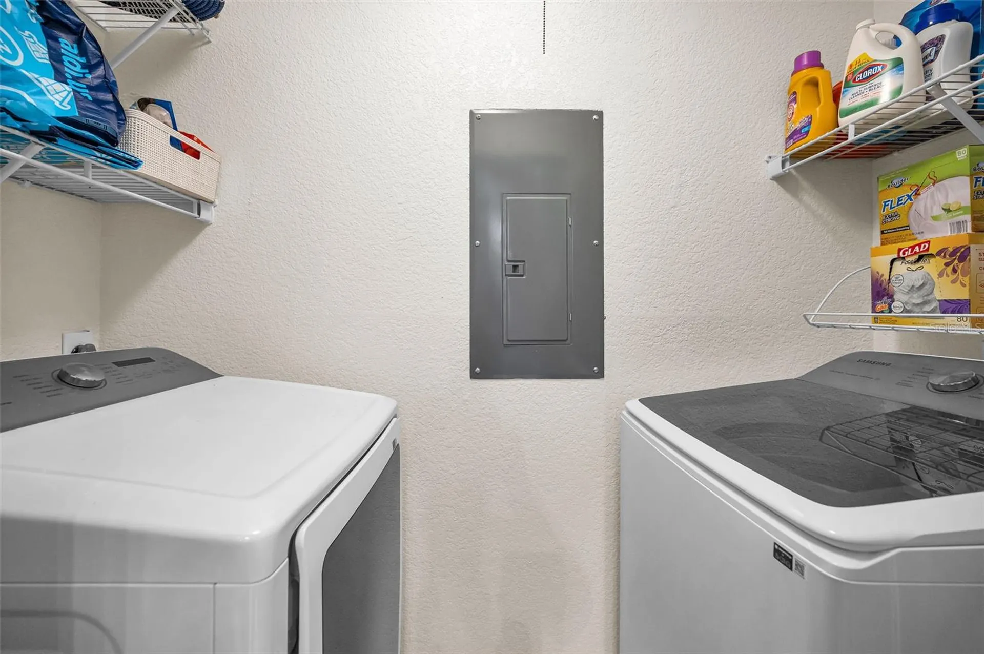 455 Alt 19 S Palm Harbor FL 34683
