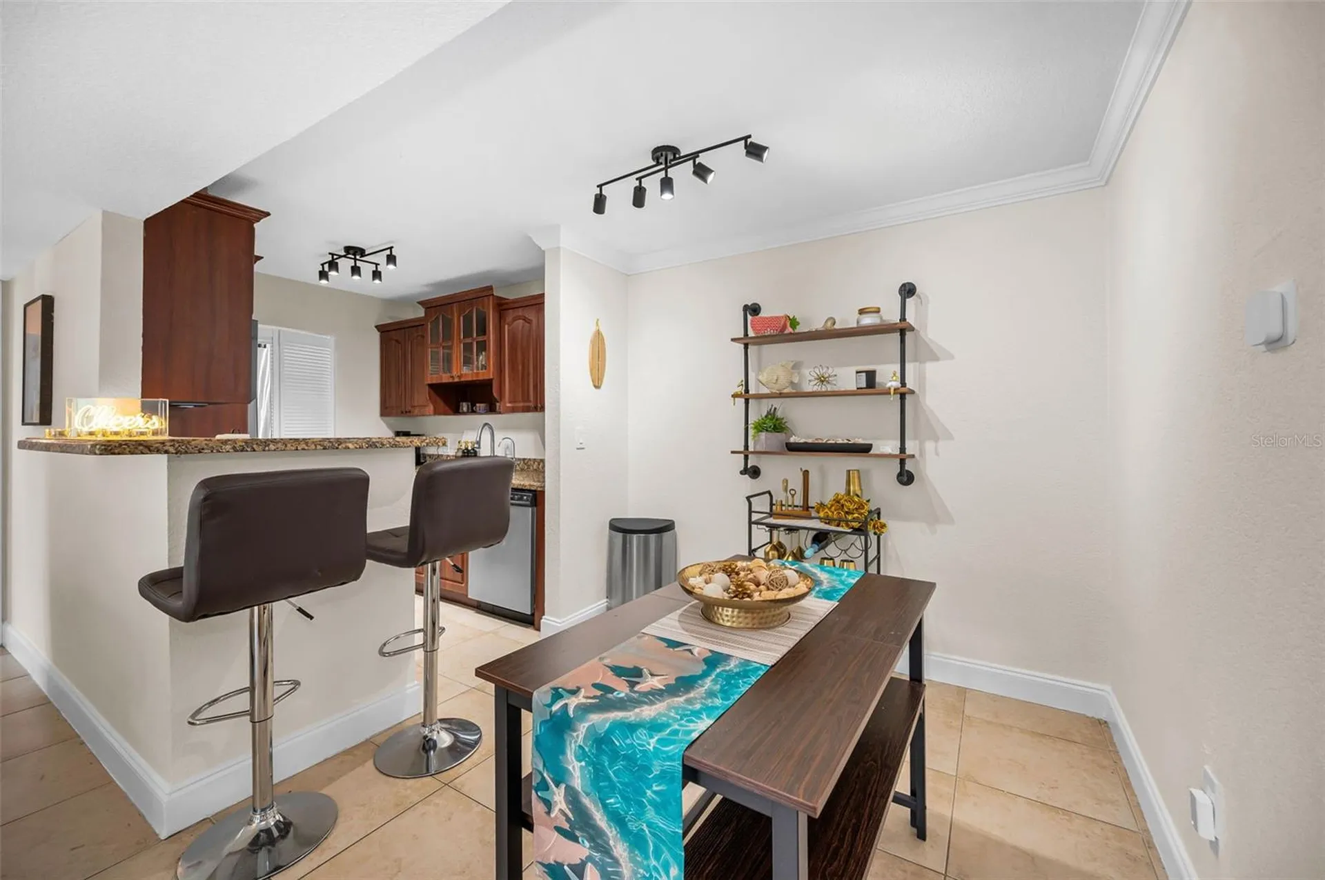 455 Alt 19 S Palm Harbor FL 34683