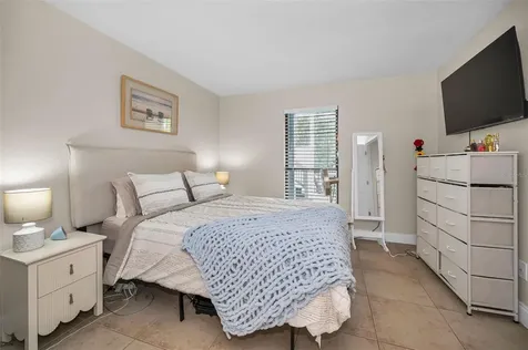 455 Alt 19 S Palm Harbor FL 34683