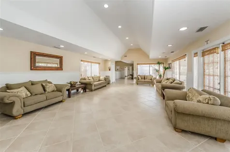 455 Alt 19 S Palm Harbor FL 34683