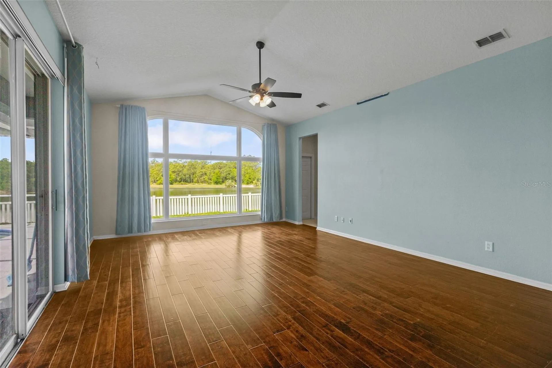 8739 Ashworth Drive Tampa FL 33647