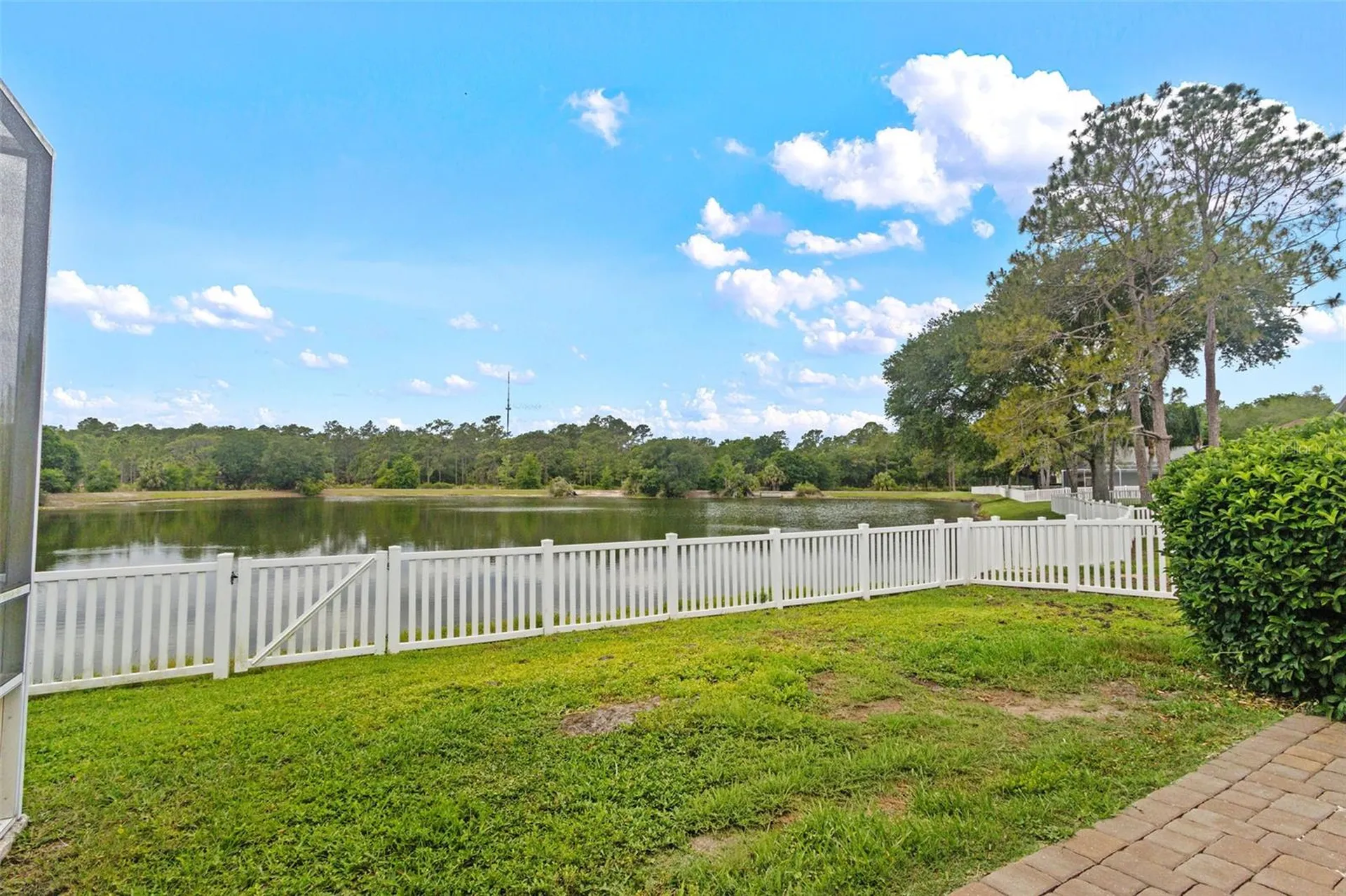 8739 Ashworth Drive Tampa FL 33647