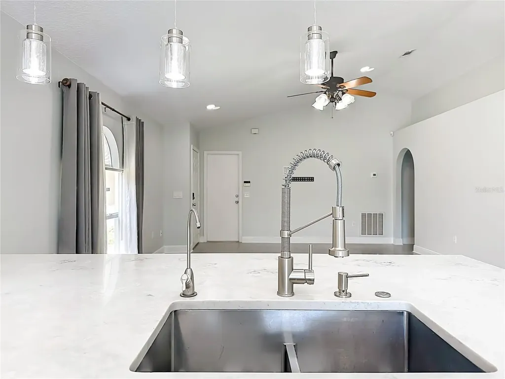 119 Gleason Cove Sanford FL 32773