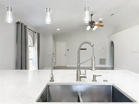 119 Gleason Cove Sanford FL 32773