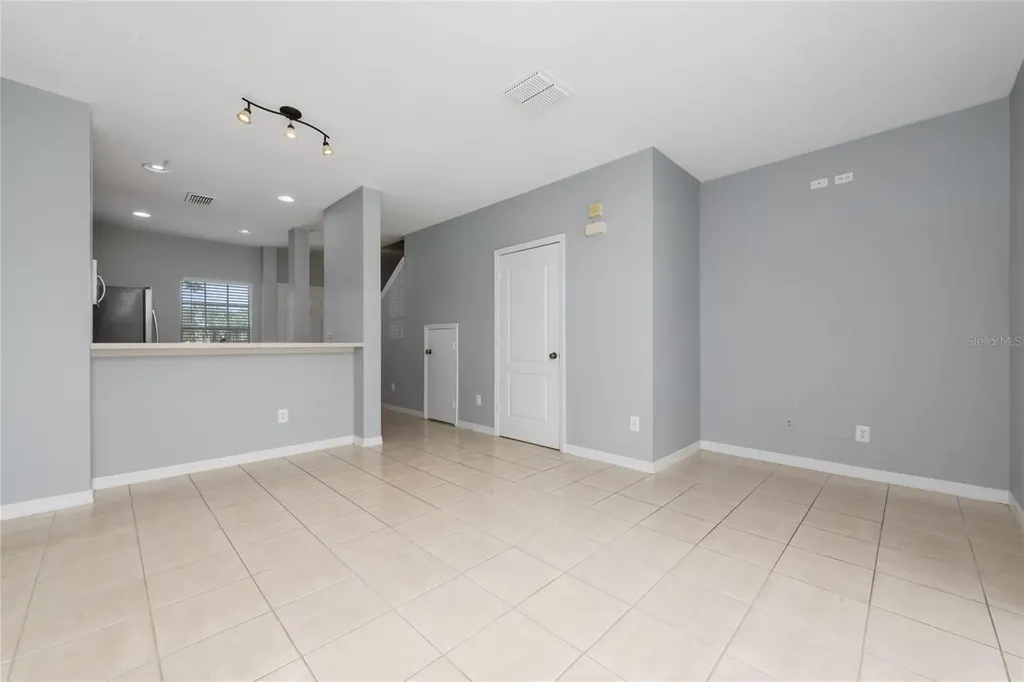 9313 Jasmine Flower Lane Orlando FL 32832