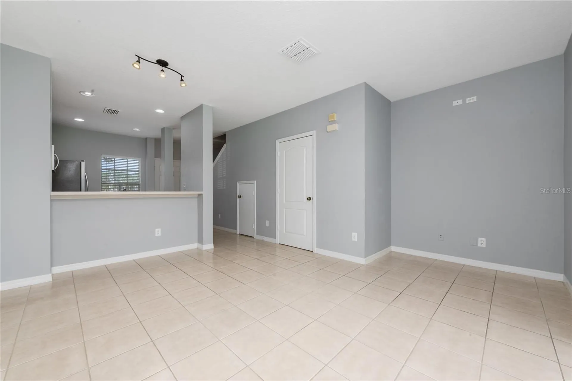 9313 Jasmine Flower Lane Orlando FL 32832