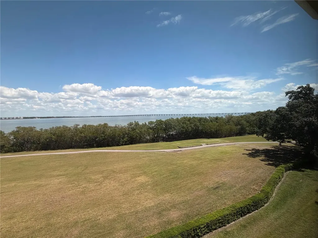 2617 Cove Cay Drive Clearwater FL 33760