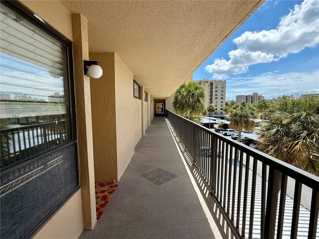 2617 Cove Cay Drive Clearwater FL 33760