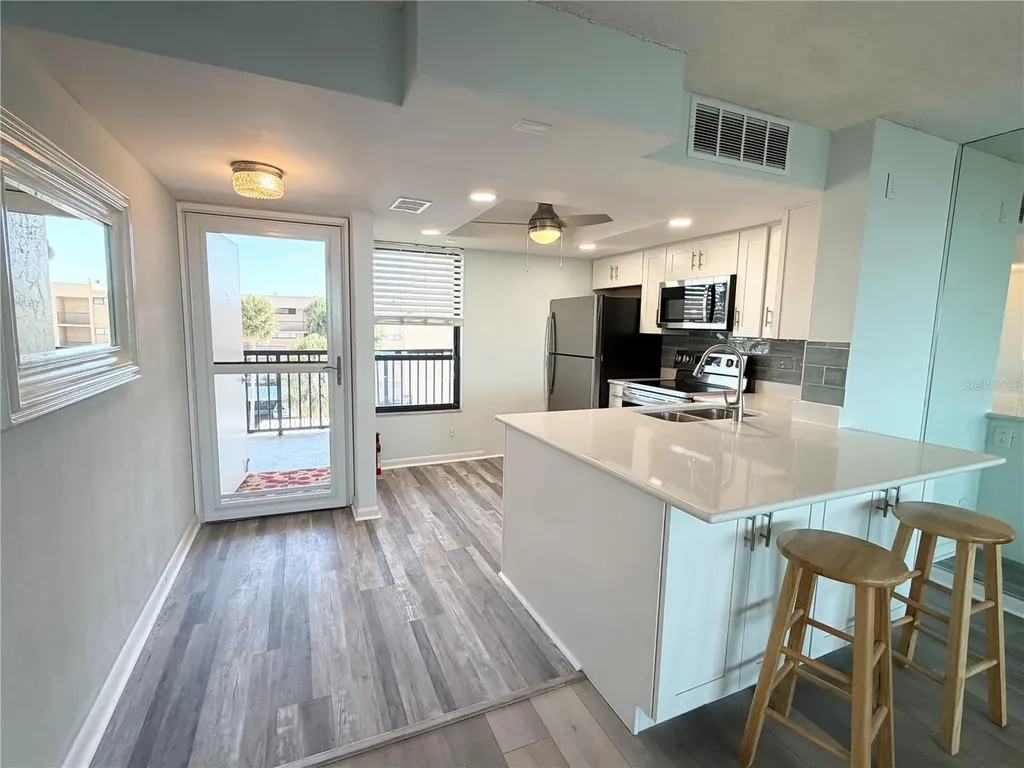 2617 Cove Cay Drive Clearwater FL 33760