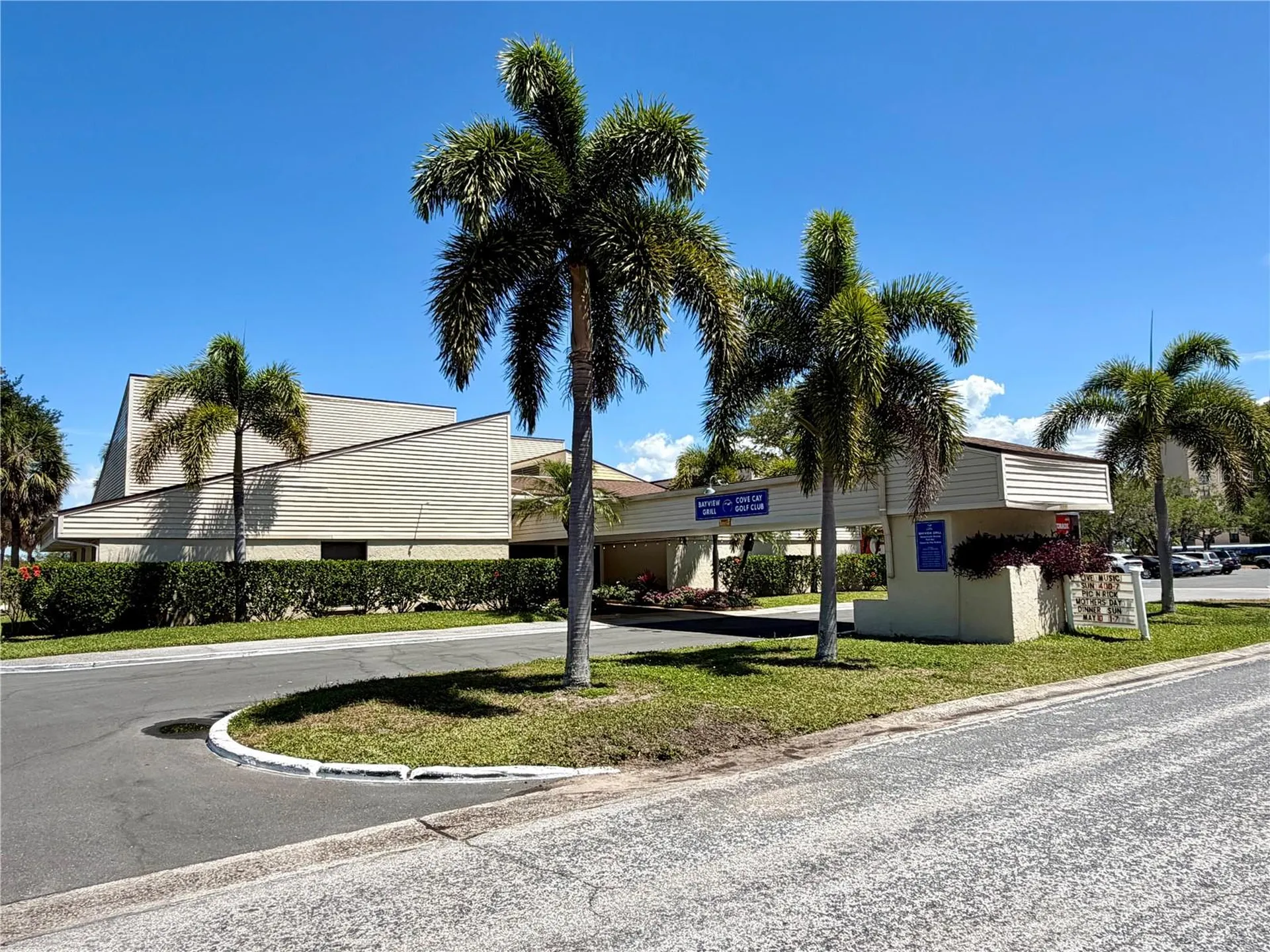 2617 Cove Cay Drive Clearwater FL 33760