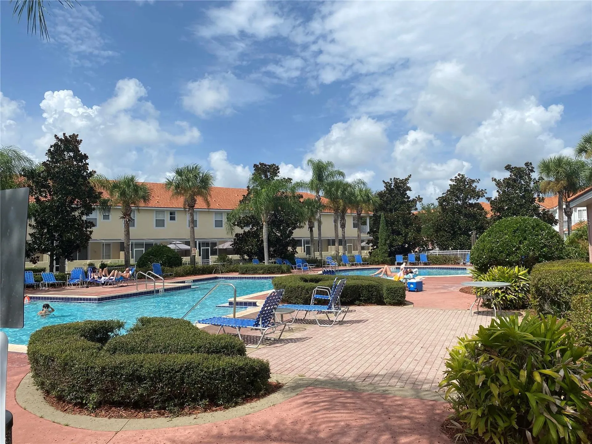 1237 S Beach Circle Kissimmee FL 34746