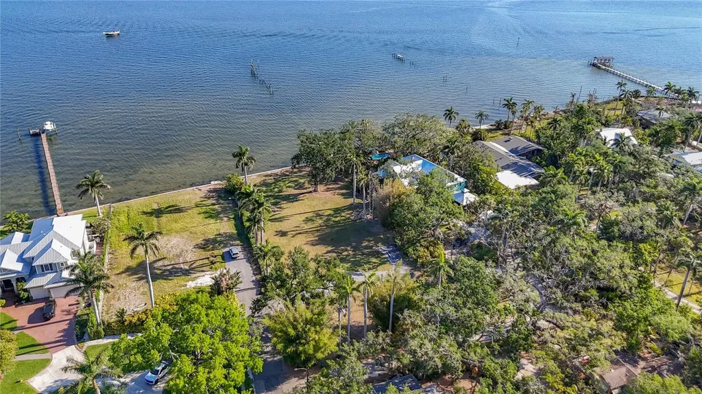 408 31st Street NW Bradenton FL 34205