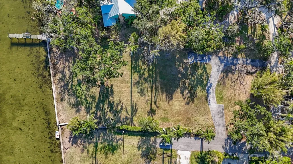 408 31st Street NW Bradenton FL 34205