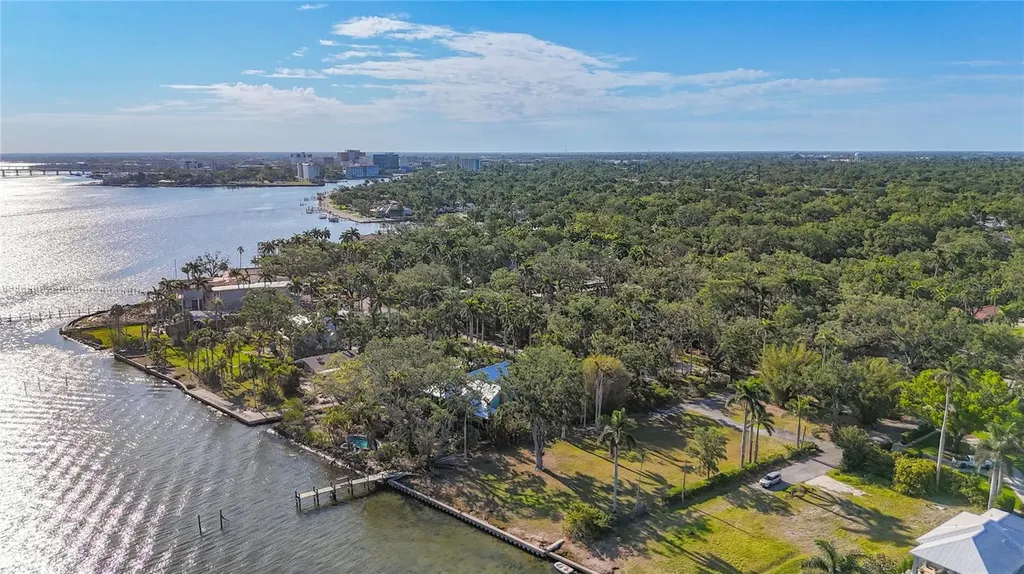 408 31st Street NW Bradenton FL 34205