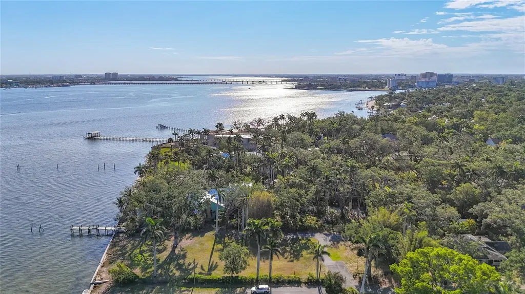 408 31st Street NW Bradenton FL 34205