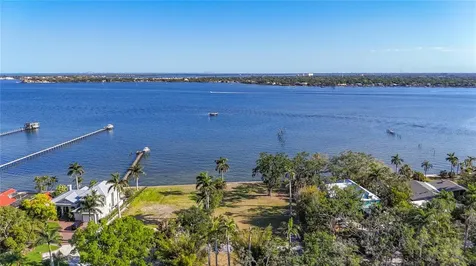 408 31st Street NW Bradenton FL 34205