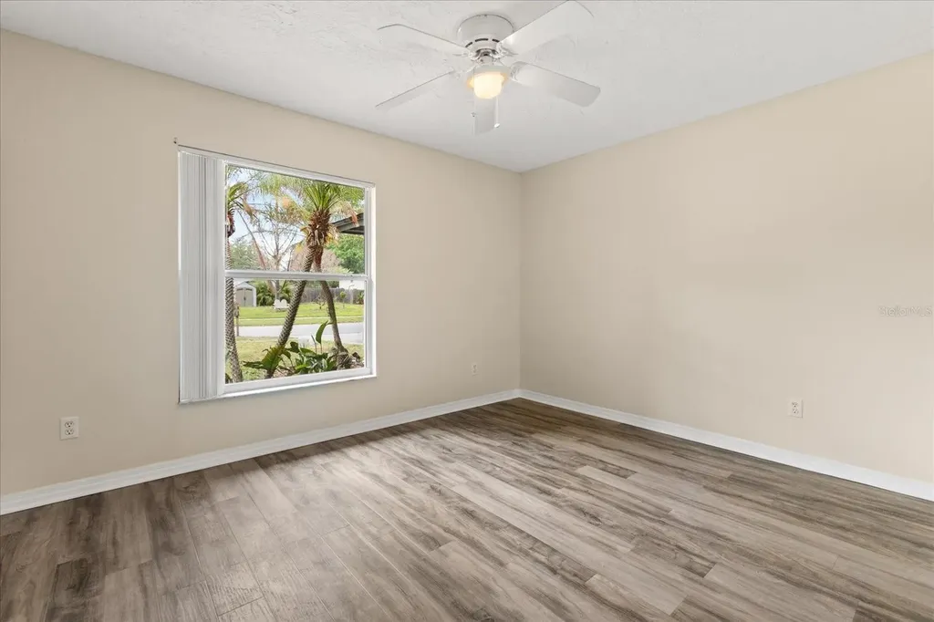 9466 Cannon Drive Orlando FL 32817