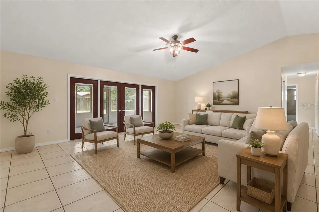 9466 Cannon Drive Orlando FL 32817