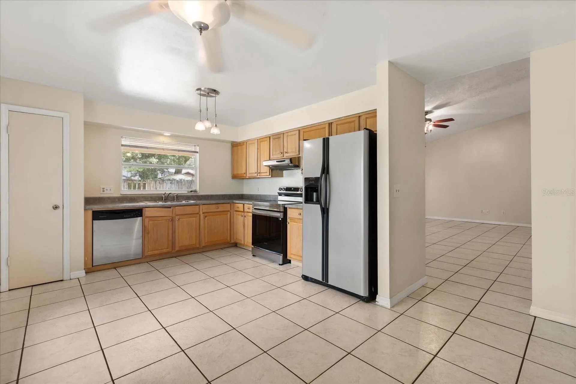 9466 Cannon Drive Orlando FL 32817