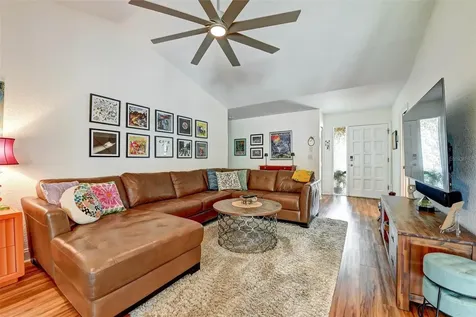 8352 Meadowbrook Drive Seminole FL 33777