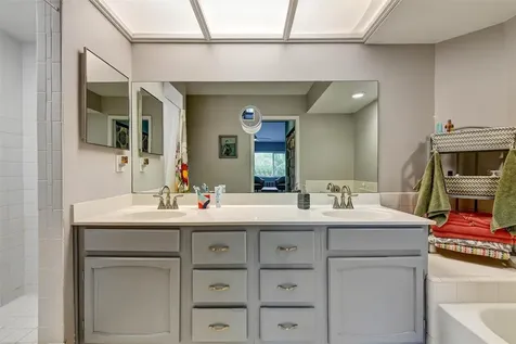 8352 Meadowbrook Drive Seminole FL 33777