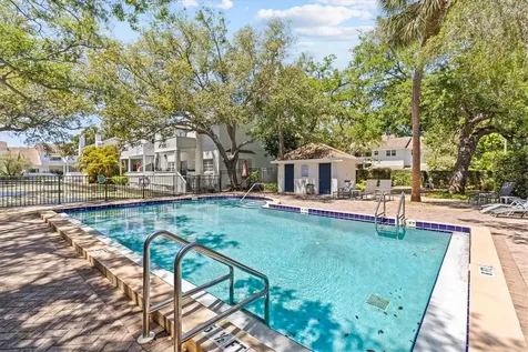 5203 Bayshore Boulevard Tampa FL 33611