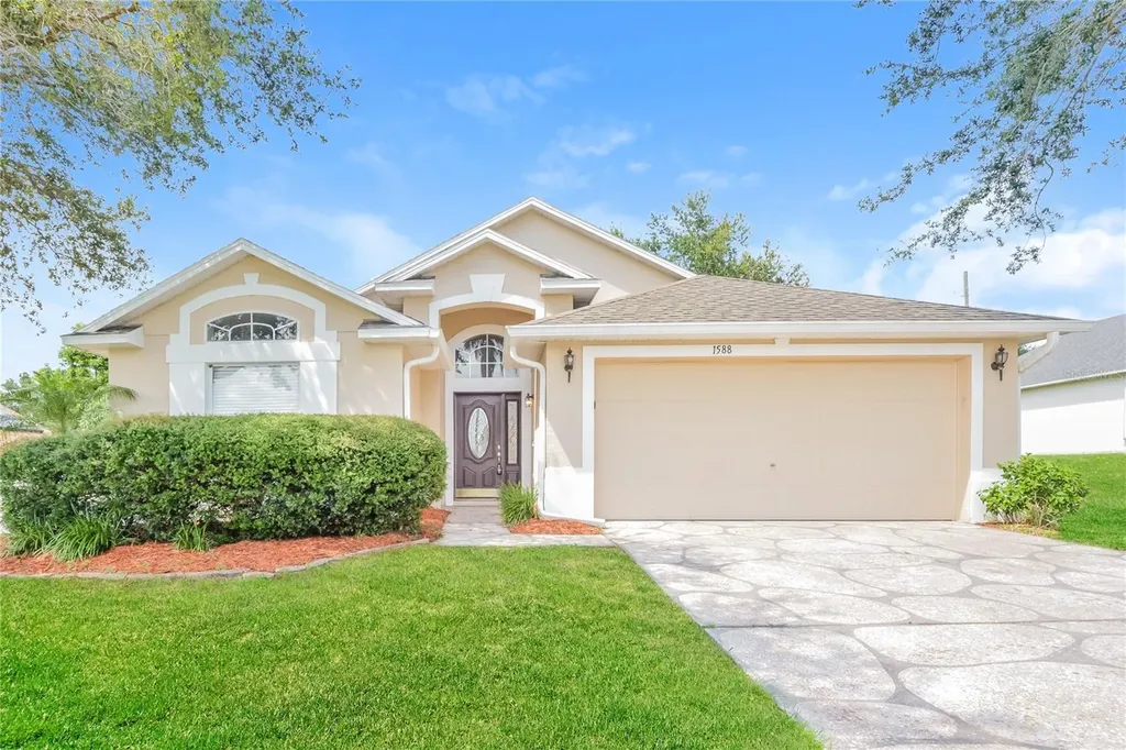 1588 Silhouette Drive Clermont FL 34711