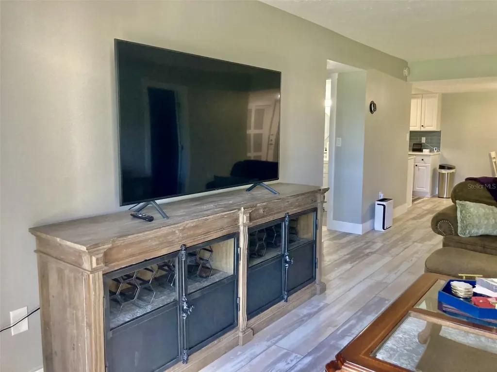6114 43rd Street W Bradenton FL 34210