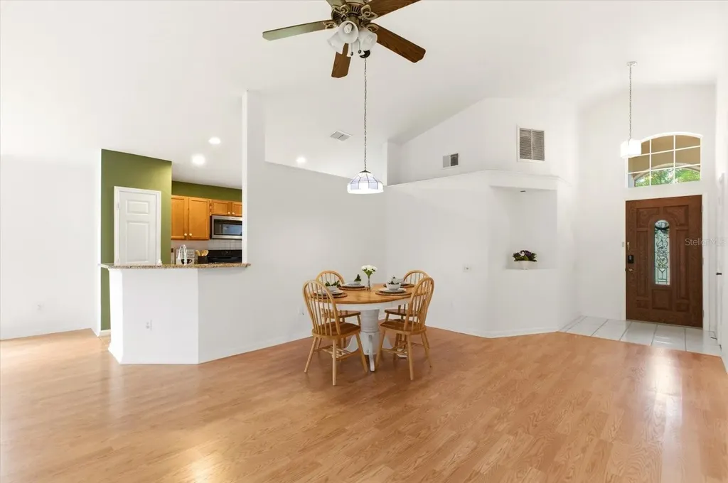 3305 Santa Monica Drive Orlando FL 32822