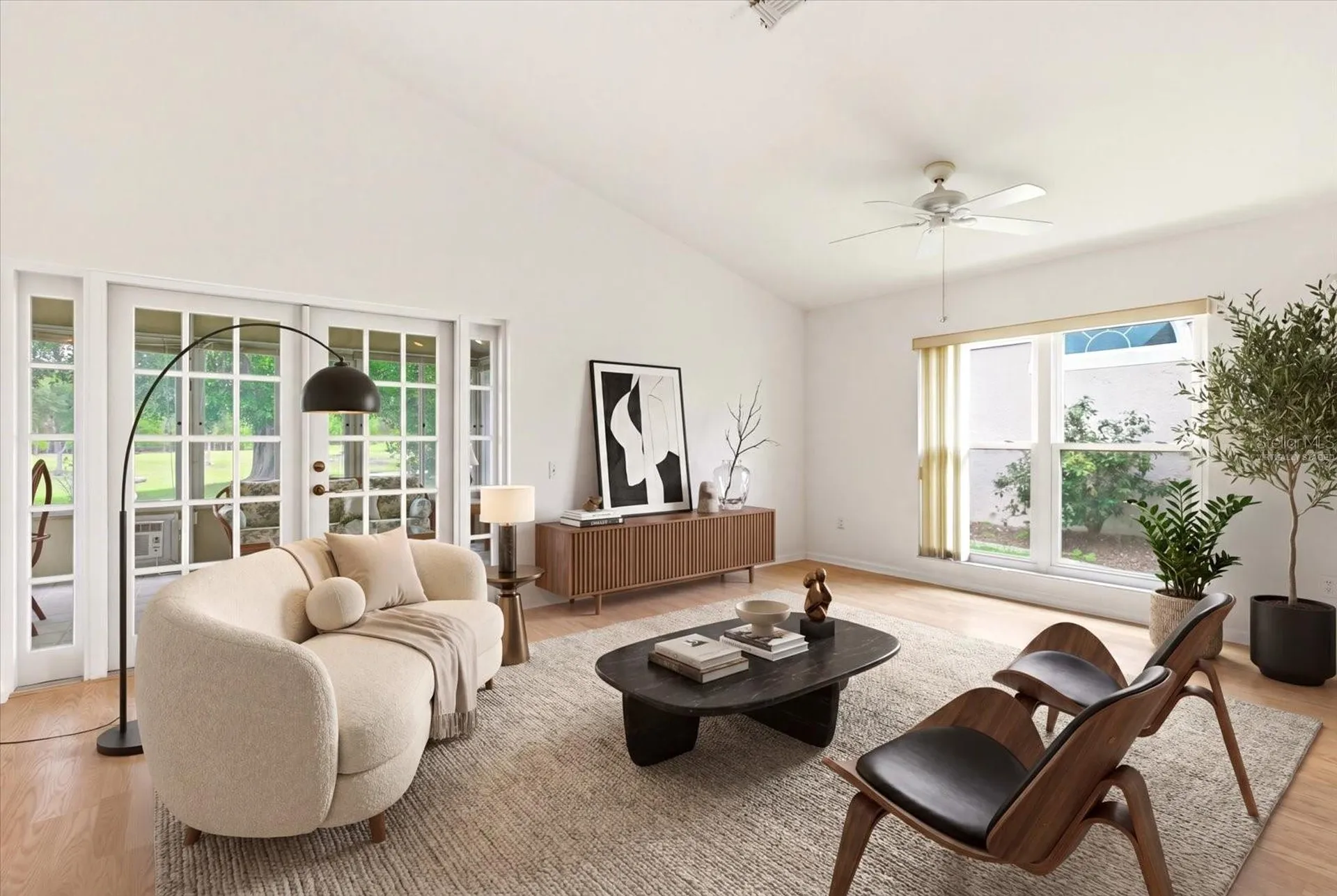3305 Santa Monica Drive Orlando FL 32822