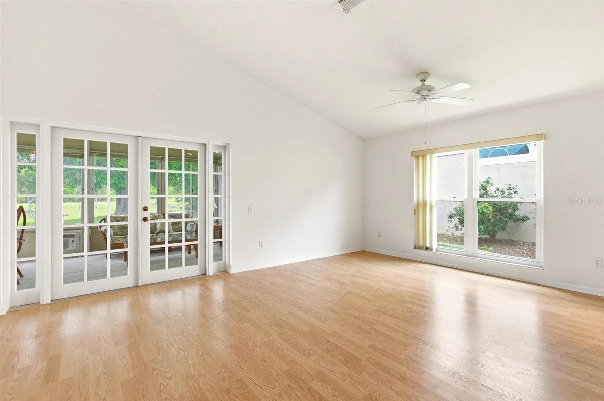 3305 Santa Monica Drive Orlando FL 32822