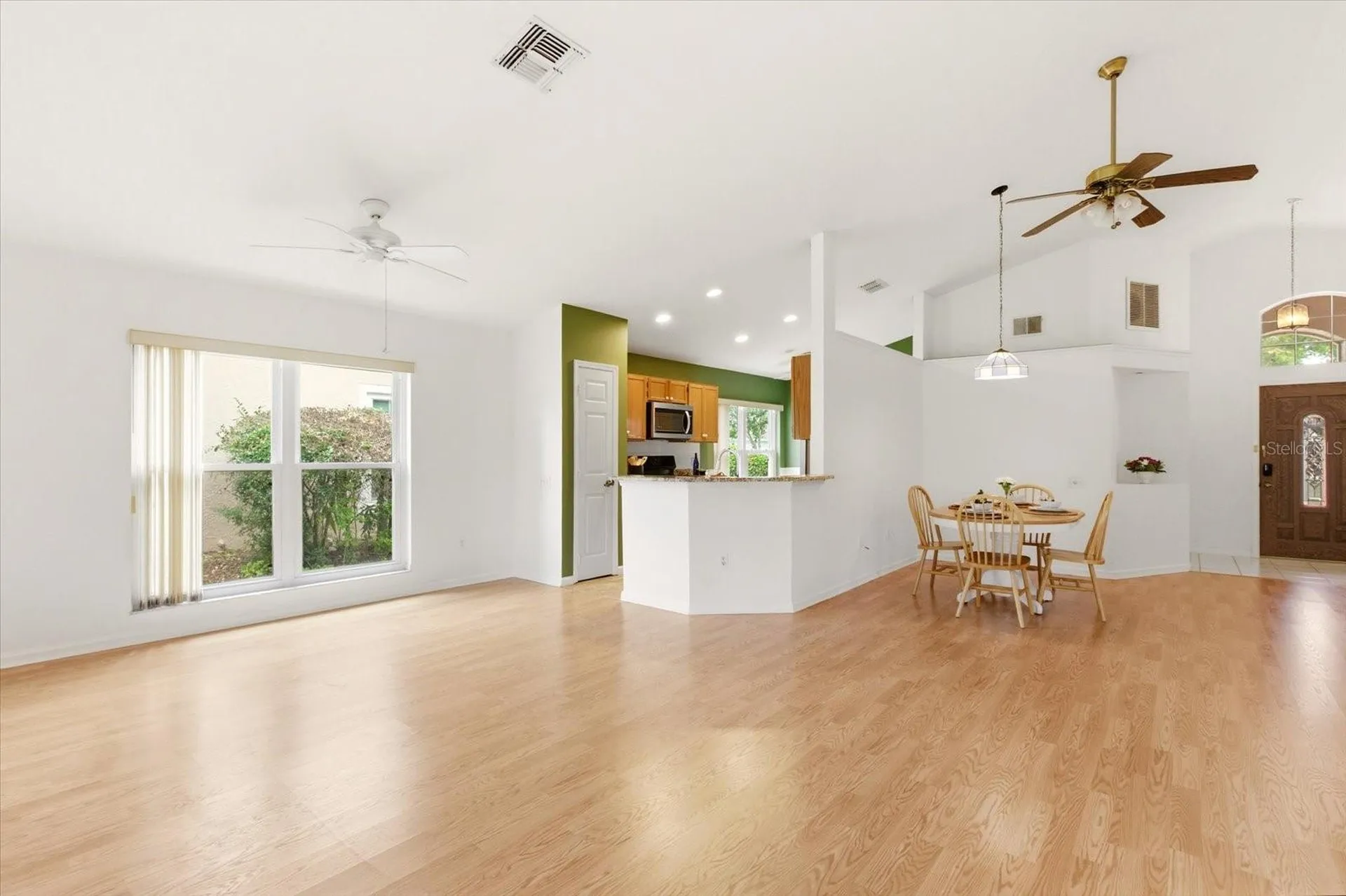 3305 Santa Monica Drive Orlando FL 32822